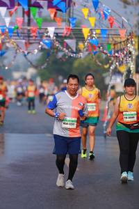 BIB: 20505, 22317
                            <button type="button" onclick="openModal(9912911)" class="btn btn-primary btn-sm float-right btn-popup" data-toggle="modal" data-target=".modal-high-quality">
                        <i class="fas fa-shopping-cart"></i> Add to Cart
                    </button>
                                            <button type="button" onclick="isThisMe(9912911, true)" class="btn btn-success btn-sm float-right btn-popup btn-isme hidden" data-toggle="tooltip" data-placement="bottom" title="นี่คือรูปของคุณใช่ไหม คลิกที่นี่เพื่อเอาเข้าอัลบั้ม">
                        <i class="fas fa-plus"></i> Add to album
                    </button>
                    <button type="button" onclick="isThisMe(9912911, false)" class="btn btn-warning btn-sm float-right btn-popup btn-isnotme hidden">
                        <i class="fas fa-ban"></i> Remove from album
                    </button>